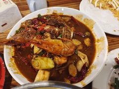 -冶建镜子·老南昌大排档·江西虾王(总店)