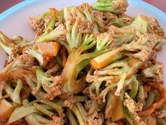 -美顺香食府鱼头老店(雪野湖店)