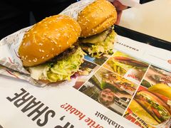 -The Habit Burger Grill 哈比特汉堡(爱琴海店)
