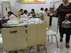 大堂-重庆鸡公煲·嘟享吃(林科大店)