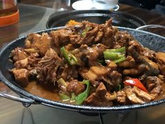 干锅竹林鸡-李东农庄(中南百草园地标店)