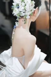 -艾米丽婚纱礼服