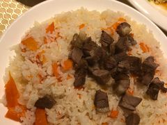 羊城抓饭-巴扎美食·新疆菜·西域歌舞表演餐厅(新疆大厦店)