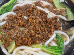 -丽虹云南过桥米线(兴工街店)