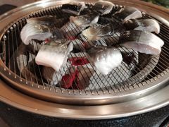 -围炉肉舍•炭烤活鳗•丹东海鲜烤肉(步行街店)