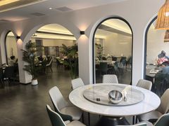 -何适山庄 ·可团建(水长城P2停车场店)