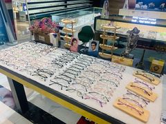 -简·爱眼镜(赛隆眼镜广场店)