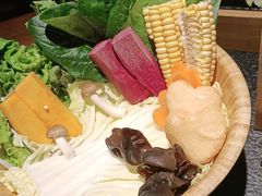 -湊湊火锅·茶憩(南京东路悦荟店)