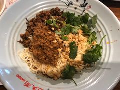 -哇蛙牛功夫面渝都料理(龙阳广场店)