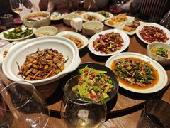 -肆海小川菜酒馆Wine Bistro (青年路店)