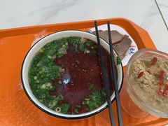 -德元兰州纯汤牛肉面(深圳首店)