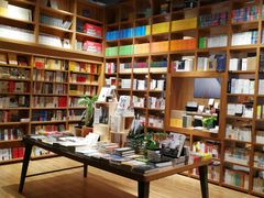 店内环境-百新书局(尚悦湾店)