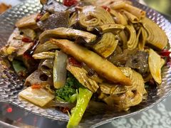 -天天向上素食餐厅(五台山店)