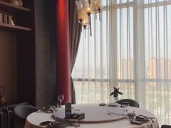 -宝燕壹号景观餐厅(龙盛国际商业广场店)