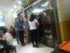 -牛壹品牛肉拉面(东风路店)