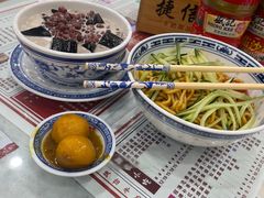 -捷信牛奶甜品世家(学府店)