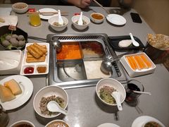 -海底捞火锅(宝龙广场夜宵主题店)