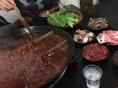 -岗上渣渣老火锅(两路口店)