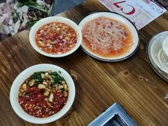 -周良天山牛杂城(天山路总店)
