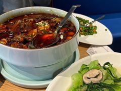 -渝信川菜 · 川味家常菜(财富购物中心店)