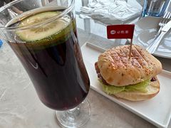 -必胜客(威高广场店)
