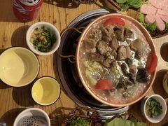 -阿婆情腊排骨火锅(金虹路店)