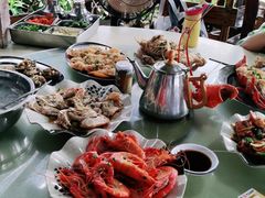 -阿浪海鲜连锁加工店(B栋2排1号火车头店)