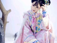 -九月鹰飞汉服摄影工作室
