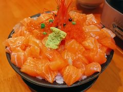 三文鱼火山丼-魔丼屋(日月光店)