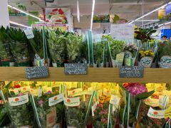 -Co.opmart (Cong Quynh)