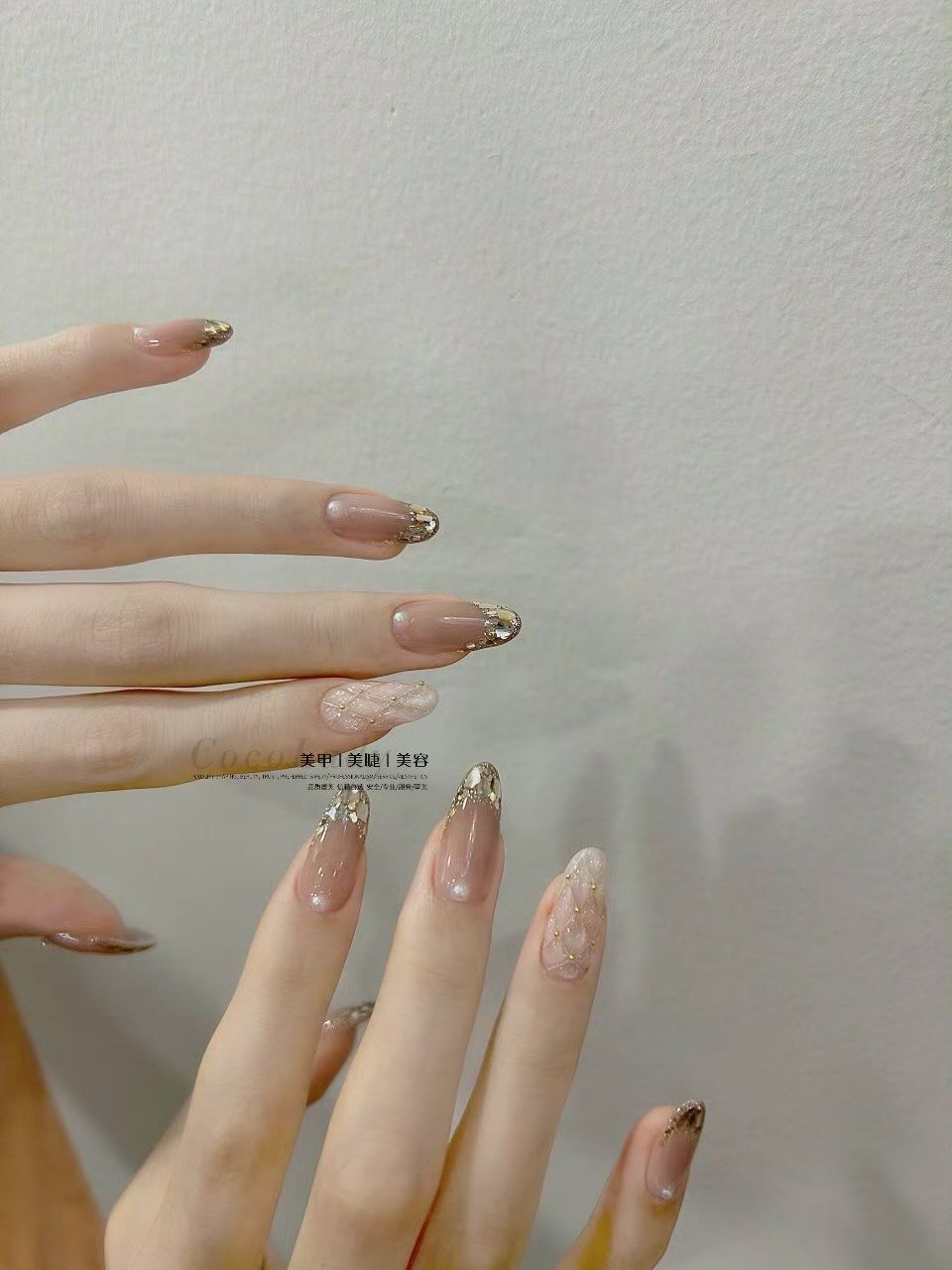 亮片法式立体菱形格纹美甲