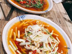 -三叔特色自贡菜(中海国际店)