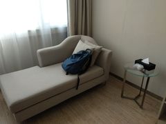 -桔子酒店(深圳东门湖贝地铁站店)