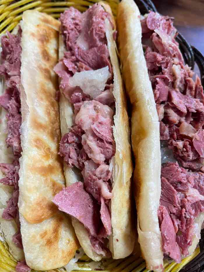 驴老大河间驴肉火烧山东路店