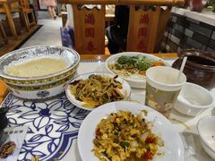 -满园春饼(宜昌万达店)
