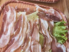 -阿婆情腊排骨火锅(金虹路店)