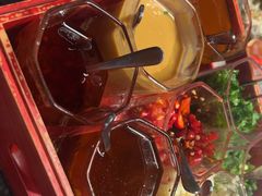 -禄婶鸡煲·打边炉