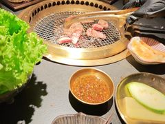 -铭牛烧肉·和牛海鲜自助(高新月牙湖店)