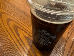 -星巴克(上海虹桥新天地二店)
