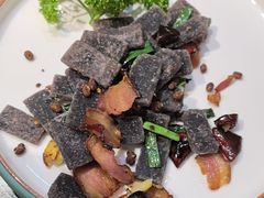 -亮欢寨酸汤鱼(沙冲路店)