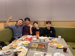 -海底捞火锅(杭州萧山宝龙广场店)