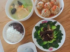 -葱妈母婴医护月嫂中心(浦东店)
