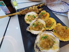 -覃记海鲜美食餐厅