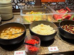 -佬土鹅肠火锅(解放路店)