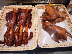 -赶海部落海鲜城(海阳路店)