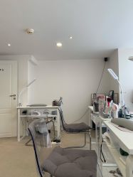 -JNK皮肤管理中心