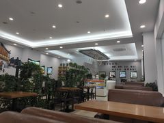 大堂-爱乐信甜品(石湾店)
