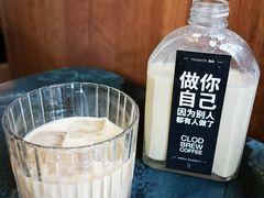 -慢象咖啡(台江店)