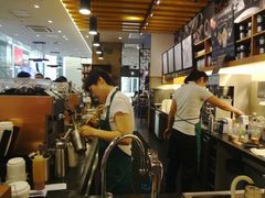 -星巴克臻选(济南恒隆店)