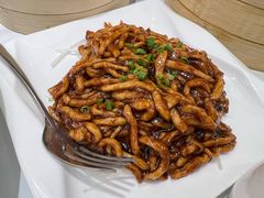 京酱肉丝-乐忻皇朝汇(环贸iapm商场店)